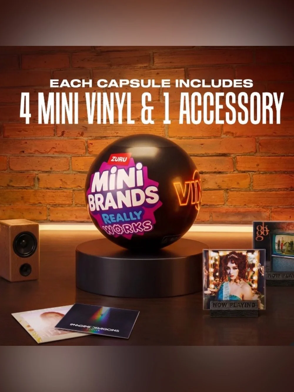 ZURU Mini Brands Really Works Surprise Ball -includes 4 Mini Vinyl & 1 Accessory